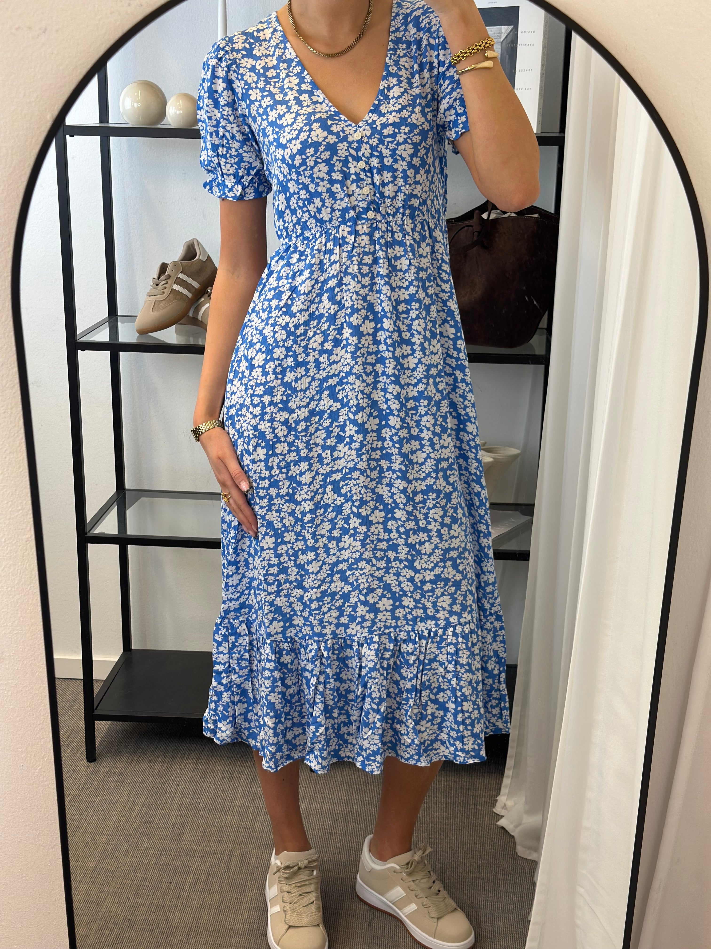 ONLY - CHINTI S/S LONG DRESS - MARINA/WHITE FLOWER
