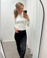 Ladda upp bild till gallerivisning, VERO MODA - FLASH MR STRAIGHT JEANS - BLACK DENIM
