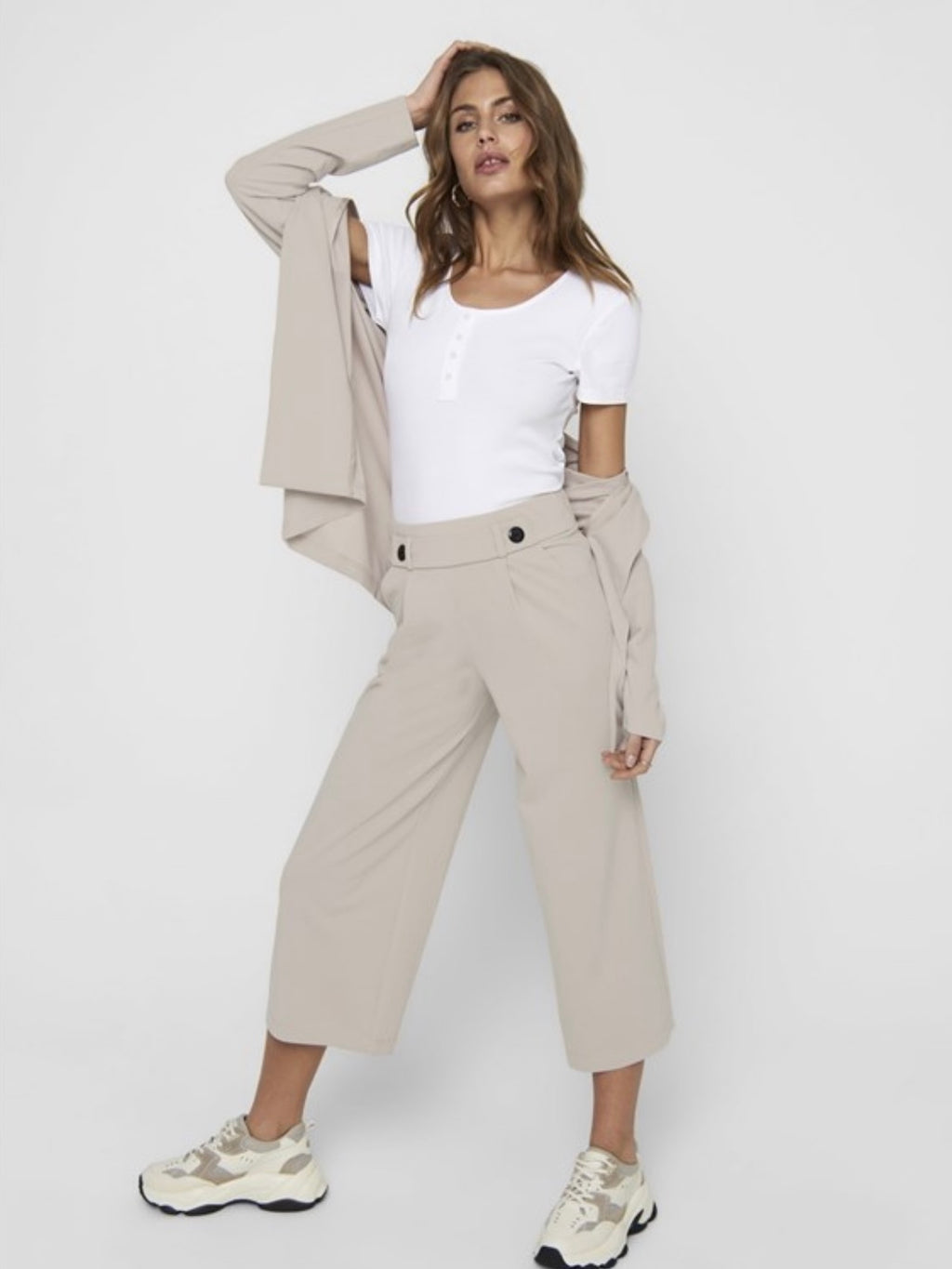 JDY - GEGGO NEW ANCLE PANTS - CHATEAU GRAY - BLACK BUTT