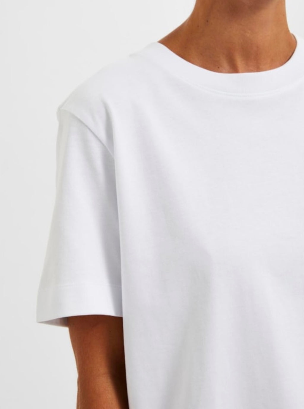 SELECTED FEMME - ESSENTIAL SS BOXY TEE - BRIGHT WHITE