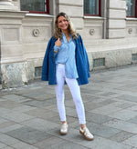 Ladda upp bild till gallerivisning, VERO MODA - LINN LS SHIRT - MARINA/OLGA
