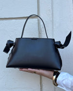 Ladda upp bild till gallerivisning, SELECTED FEMME - STELLA MINI LEATHER BAG - BLACK
