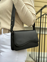 Ladda upp bild till gallerivisning, PIECES - MILLIE CROSS BODY BAG - BLACK
