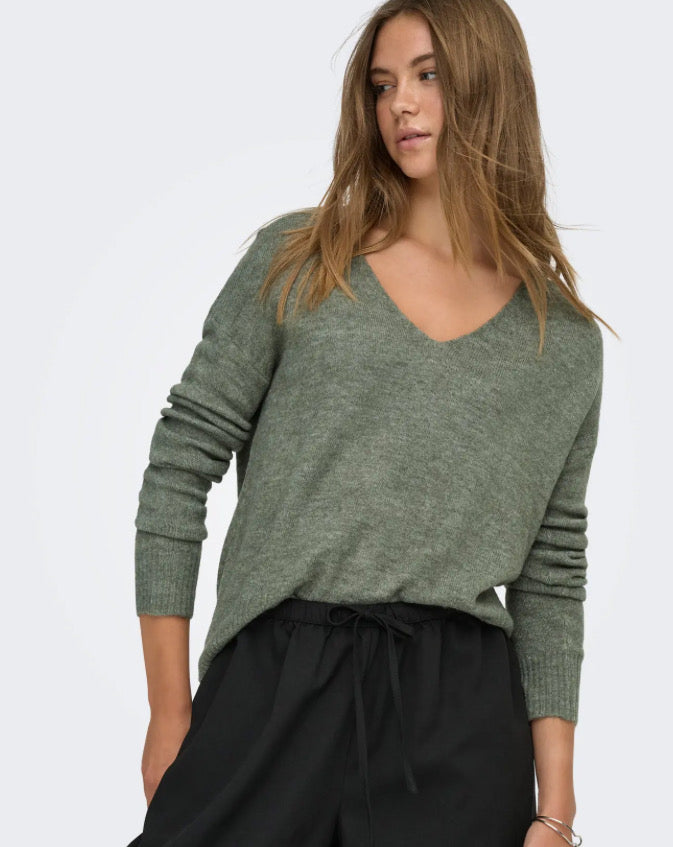 JDY - ELANORA L/S V-NECK PULLOVER - KALAMATA
