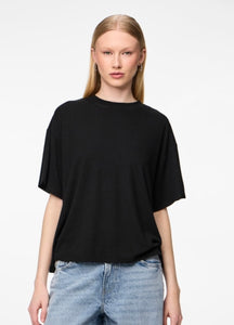 PIECES - KYLIE SS OVERSIZED TEE - BLACK