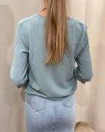 Ladda upp bild till gallerivisning, JDY - LION LIFE CAPOTE 3/4 SHIRT - SILVER BLUE
