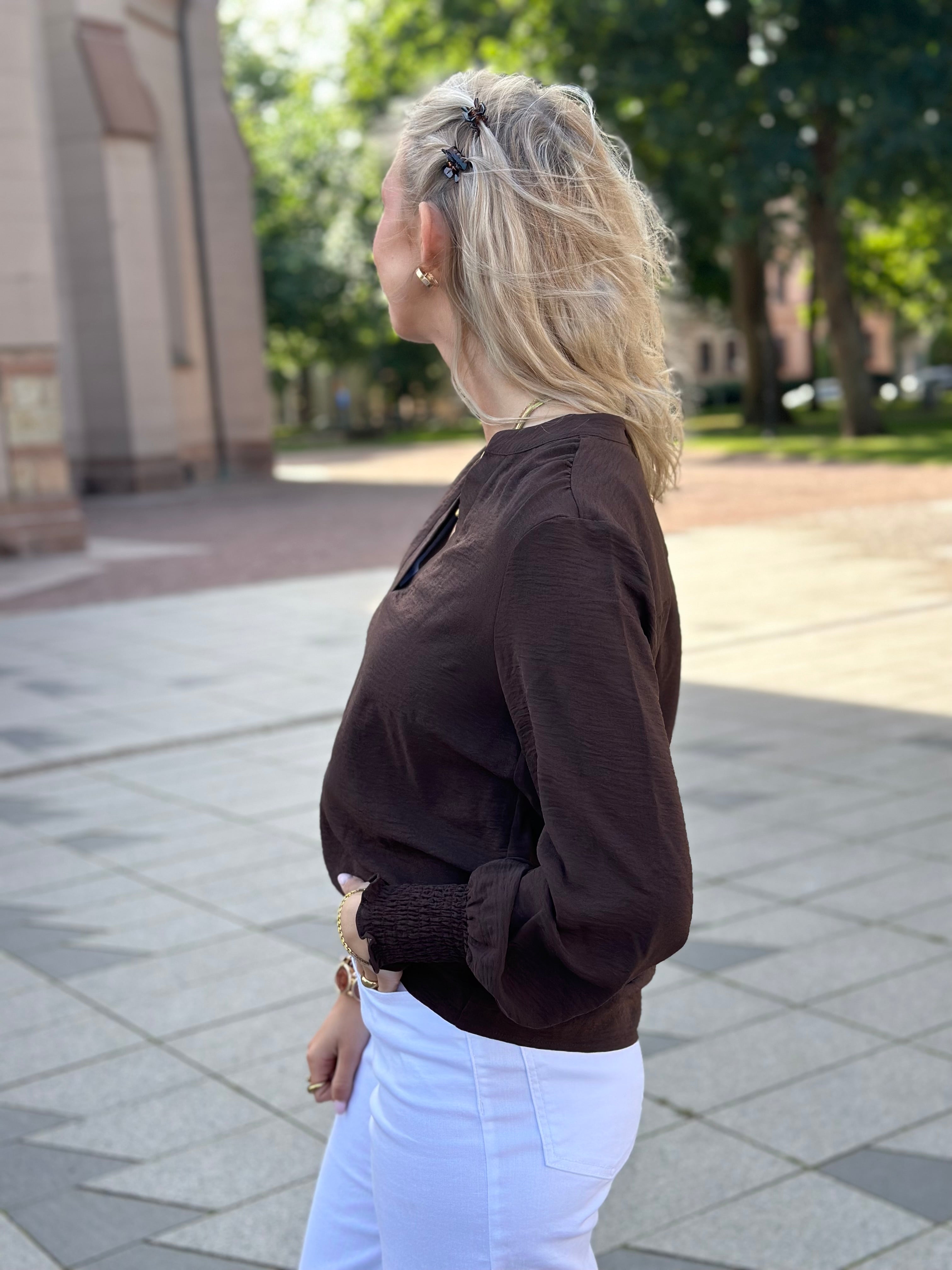 ONLY - METTE V-NECK LS SMOCK TOP - COFFEE BEAN