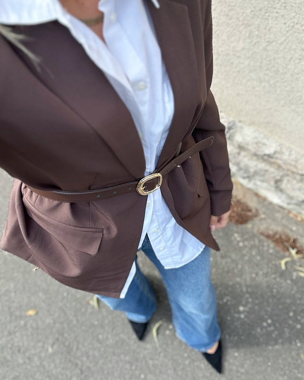 PIECES - BOZZY LOSE BLAZER - HOT FUDGE