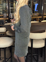 Ladda upp bild till gallerivisning, ONLY - CAROL L/S GLITTER BOW DRESS - BLACK/SILVER GLITTER
