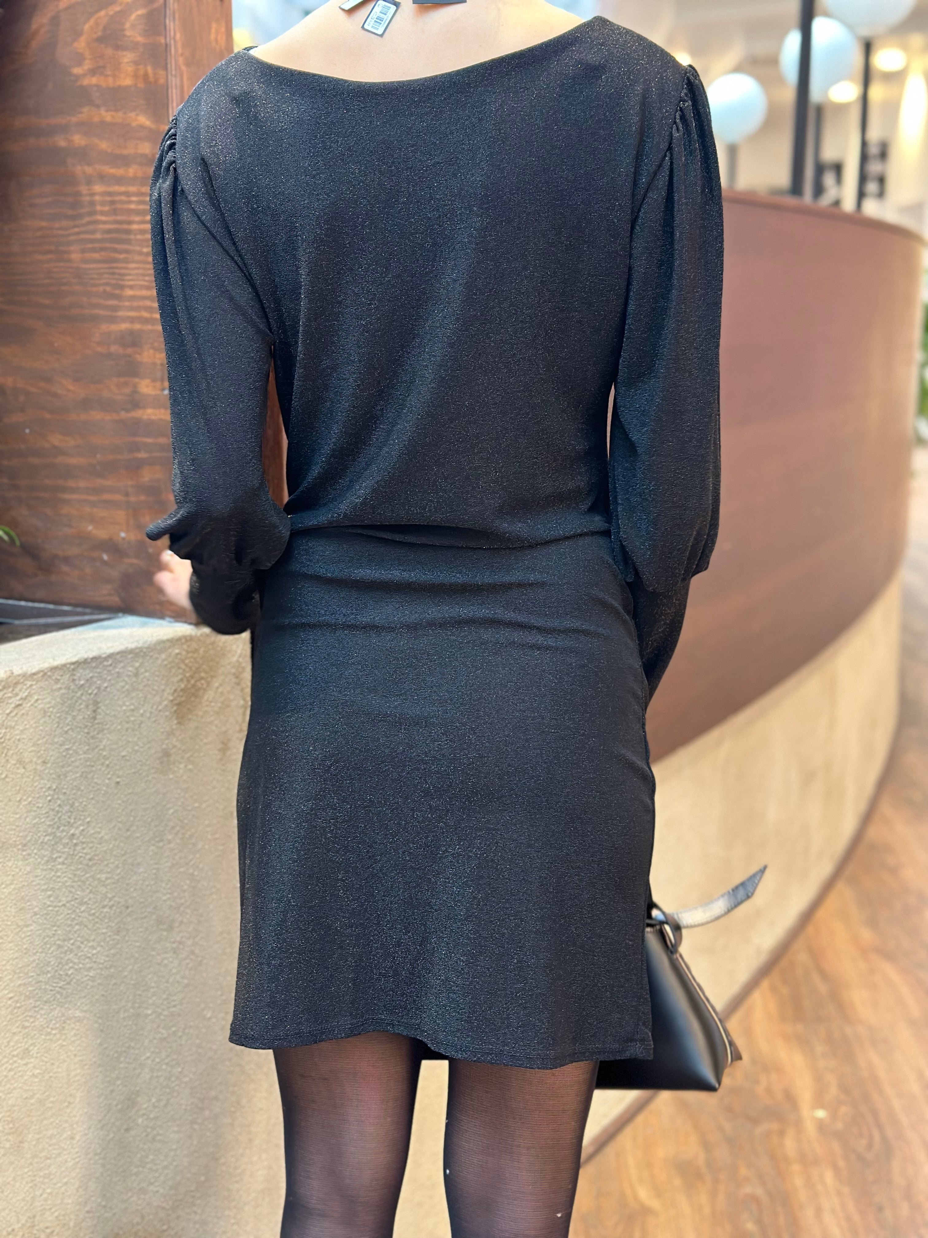 JÖRLEVIK - GLITTRIG KLÄNNING - SVART