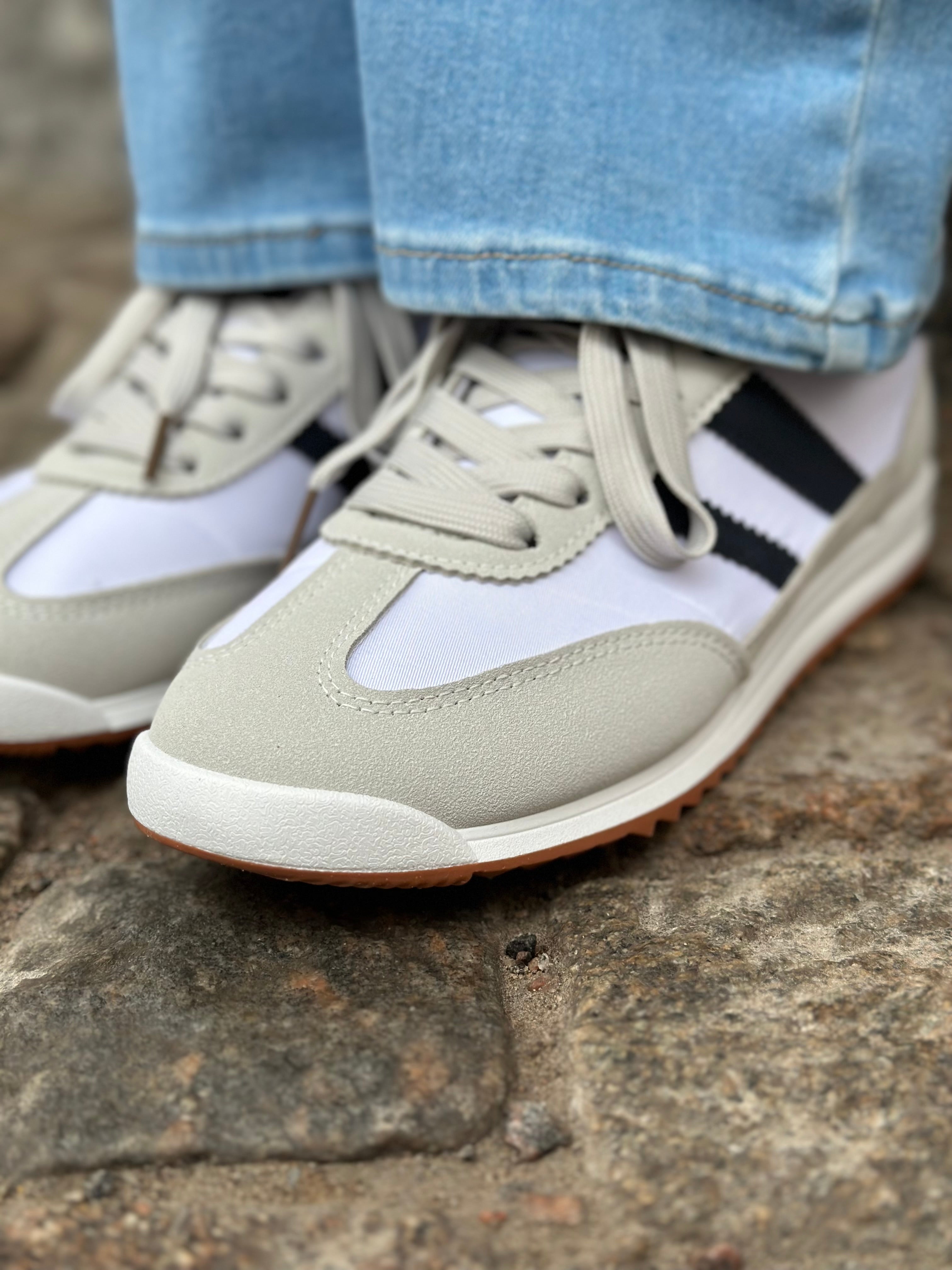MARTA - SNEAKERS A-130 - WHITE