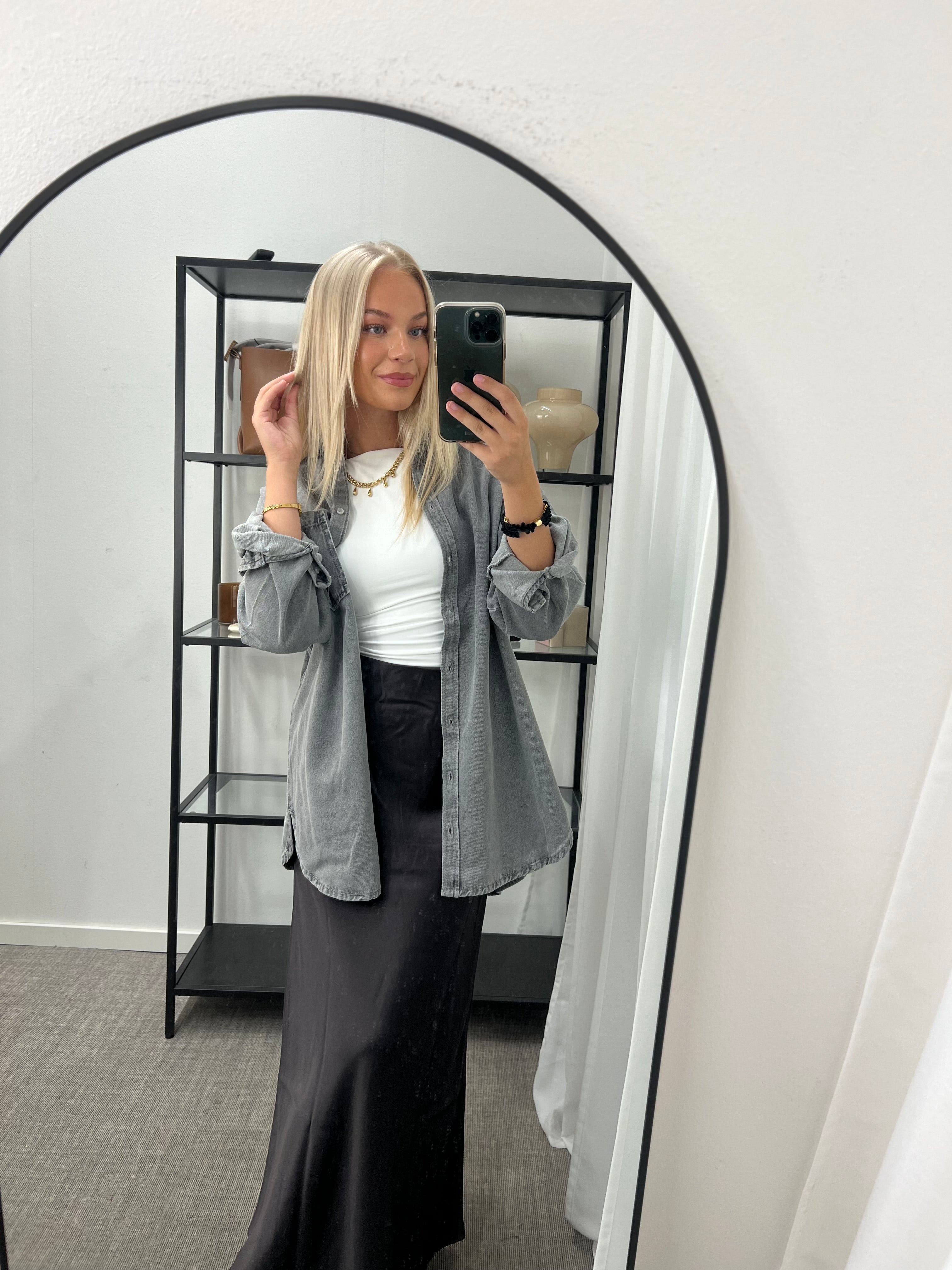 PIECES - MAISIE LS DENIM SHIRT - GREY DENIM