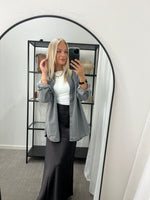 Ladda upp bild till gallerivisning, PIECES - MAISIE LS DENIM SHIRT - GREY DENIM
