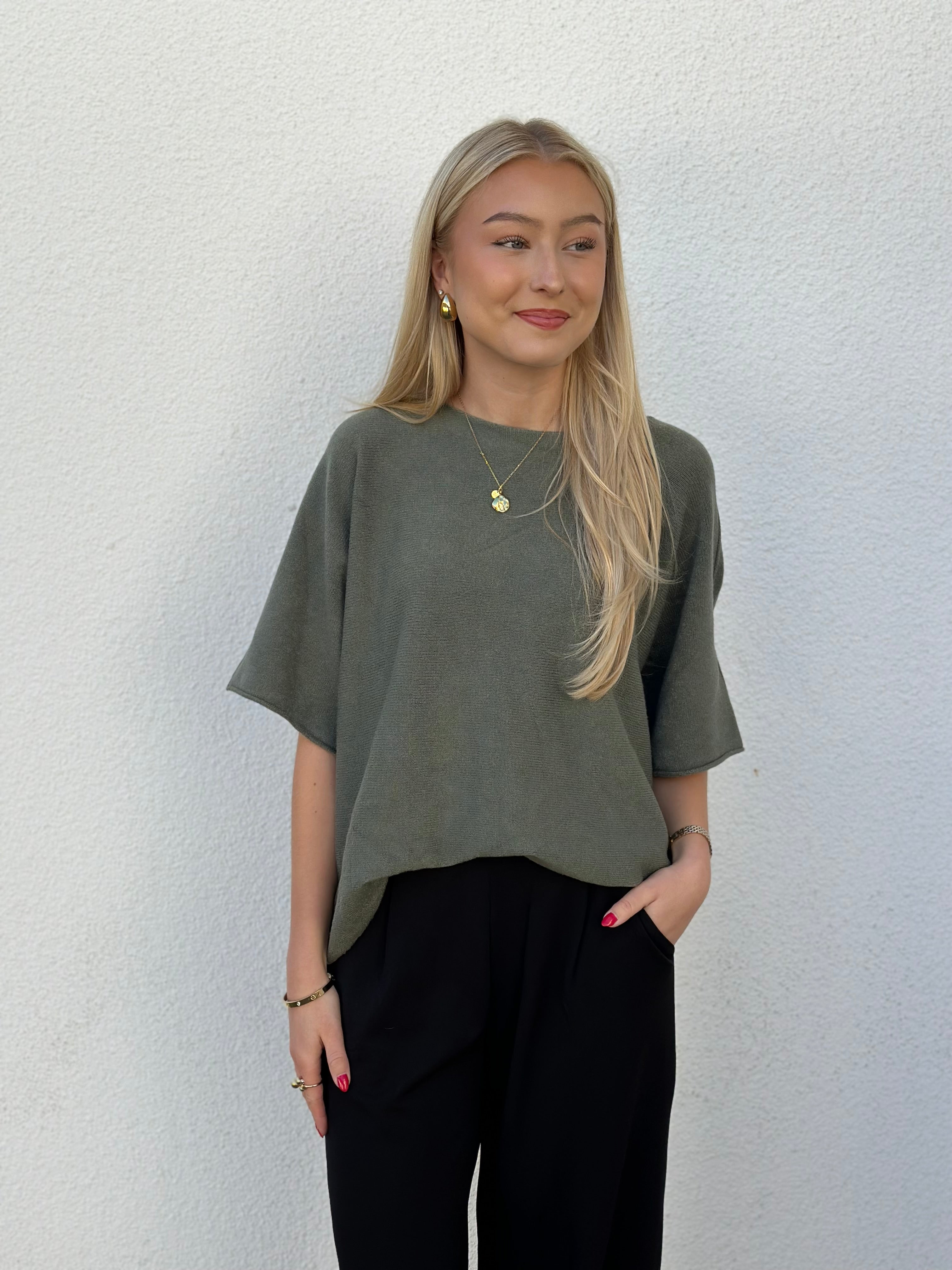 MARTA - STICKAD TRÖJA 5003 - MILITARY