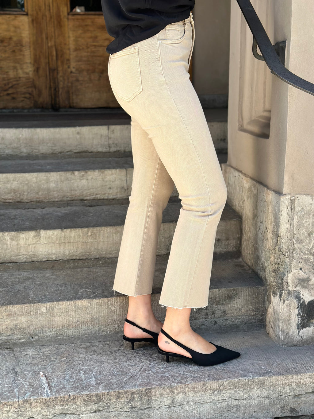 COSY HOUSE - FLARED JEANS - BEIGE