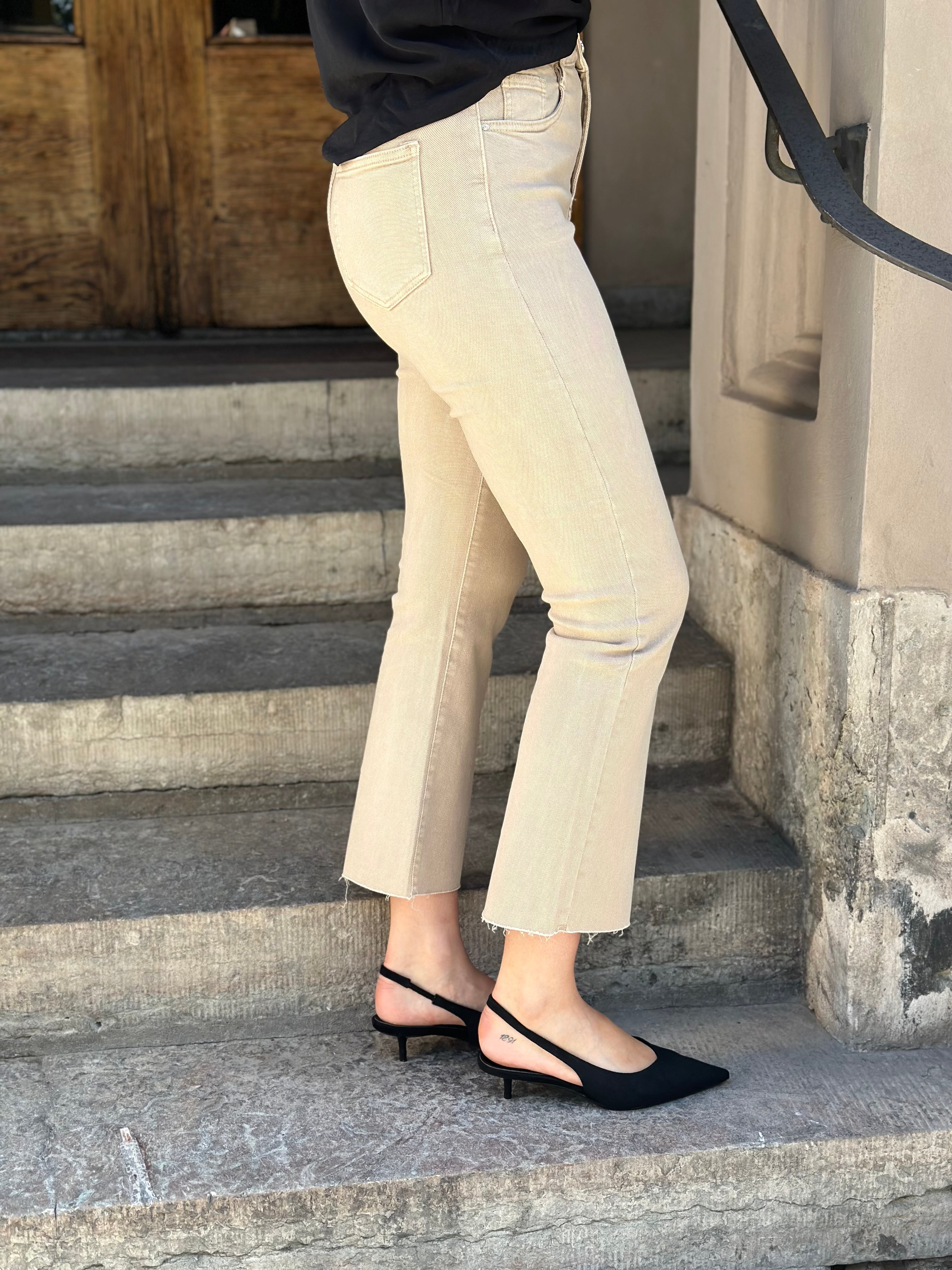 COSY HOUSE - FLARED JEANS - BEIGE