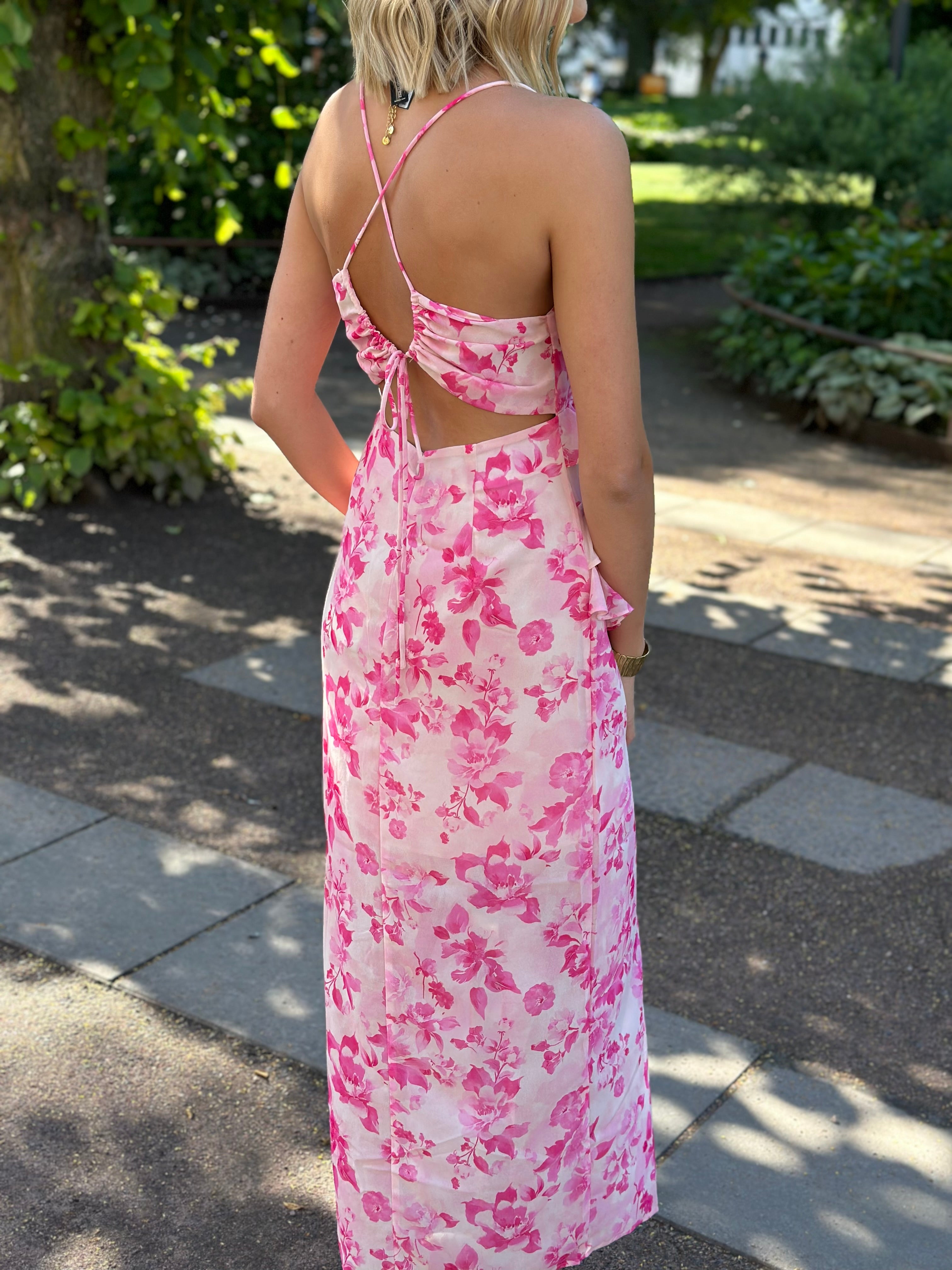 VEROMODA- AMINA SINGLET DRESS - PARFAIT PINK