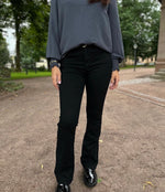 Ladda upp bild till gallerivisning, ONLY - BLUSH MID FLARED DNM - BLACK DENIM
