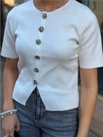 Ladda upp bild till gallerivisning, PIECES - MARIE SS O-NECK SPLIT KNIT - CLOUD DANCER
