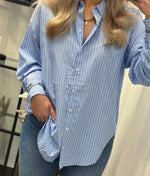 Ladda upp bild till gallerivisning, VERO MODA - FANNI LS SHIRT - HYDRANGEA/SANA
