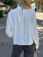 Ladda upp bild till gallerivisning, JDY - AYA LS HN TOP - CLOUD DANCER
