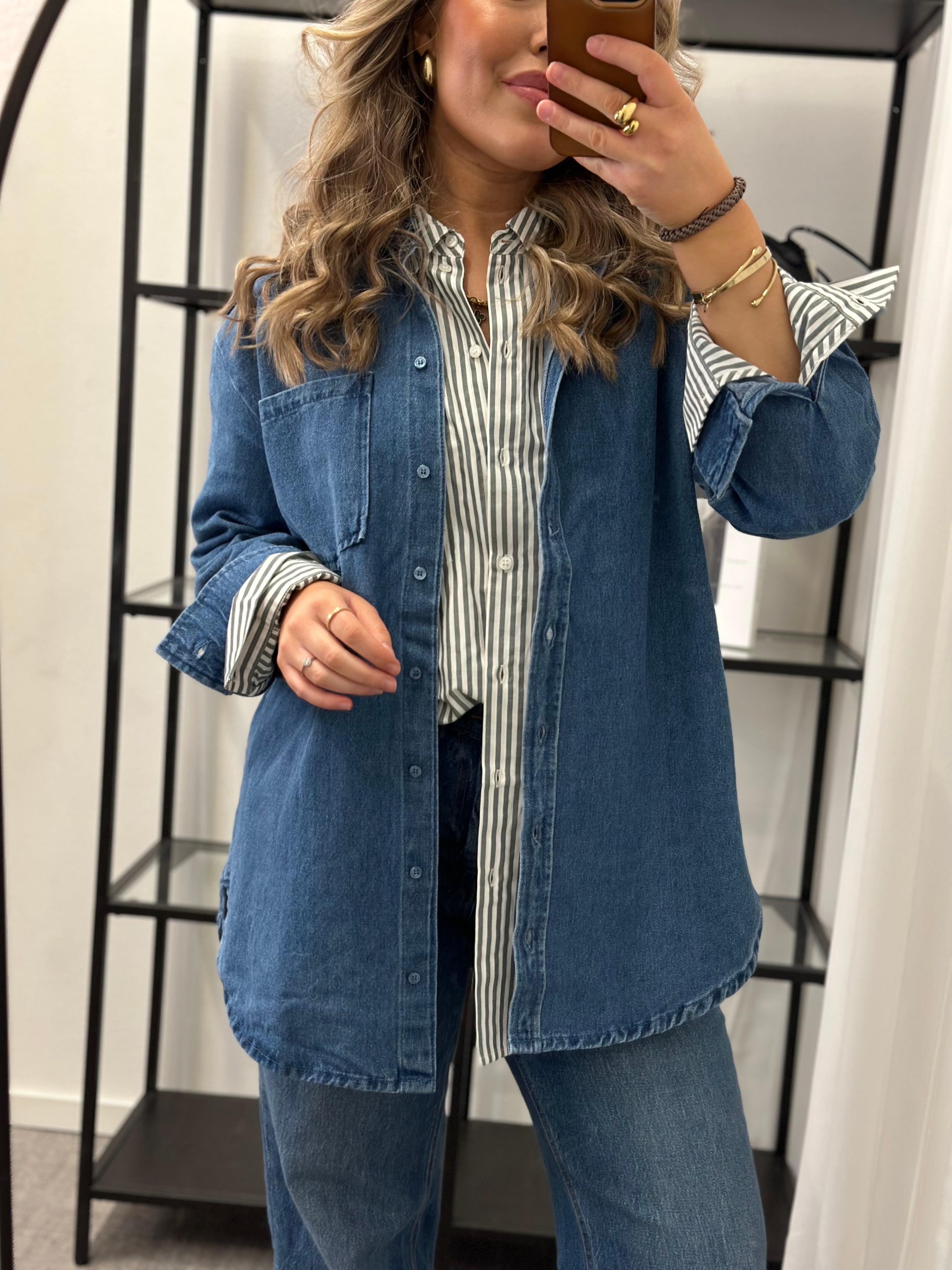PIECES - MAISIE LS DENIM SHIRT - MEDIUM BLUE DENIM