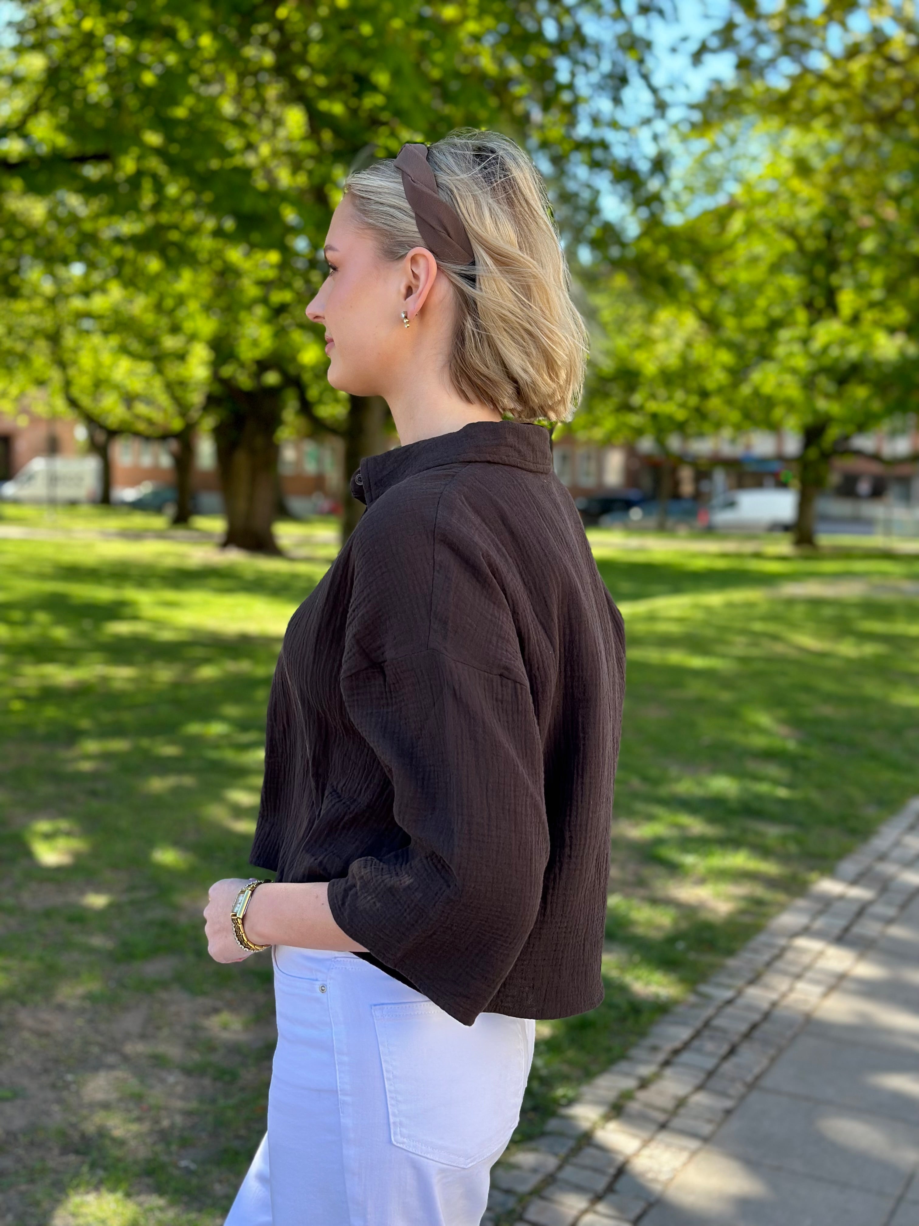 JDY - THEIS LIFE 3/4 CROP SHIRT - CHOCOLATE TORTE