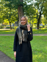 Ladda upp bild till gallerivisning, VEROMODA - IVY LEAGUE SCARF - IVY GREEN/PEAT/SILVER
