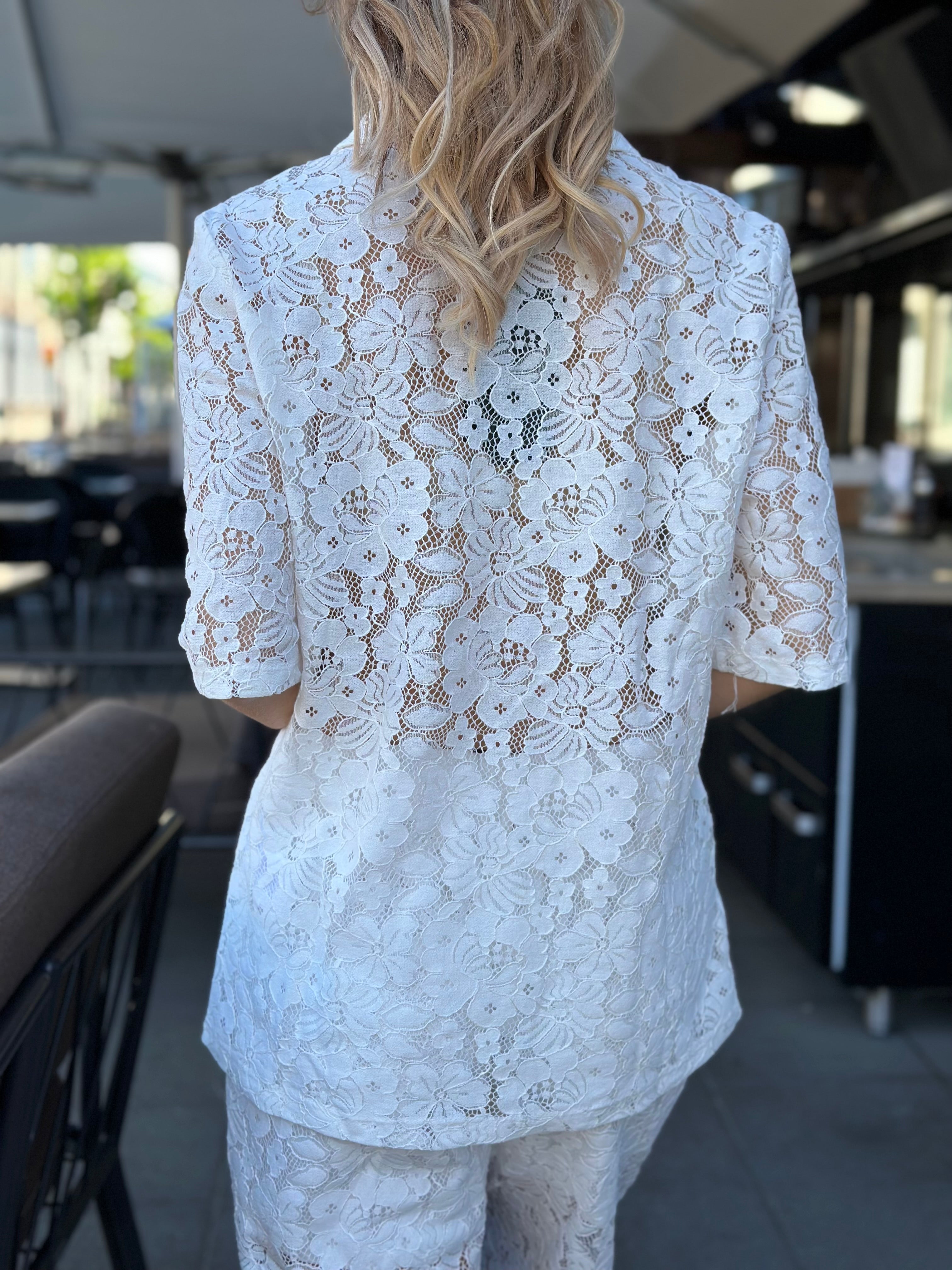 VEROMODA - HONEY LACE 2/4 SHIRT - SNOW WHITE/ FLOWER LACE