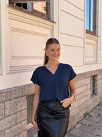 Ladda upp bild till gallerivisning, JDY - LION LIFE TOP - TOTAL ECLIPSE
