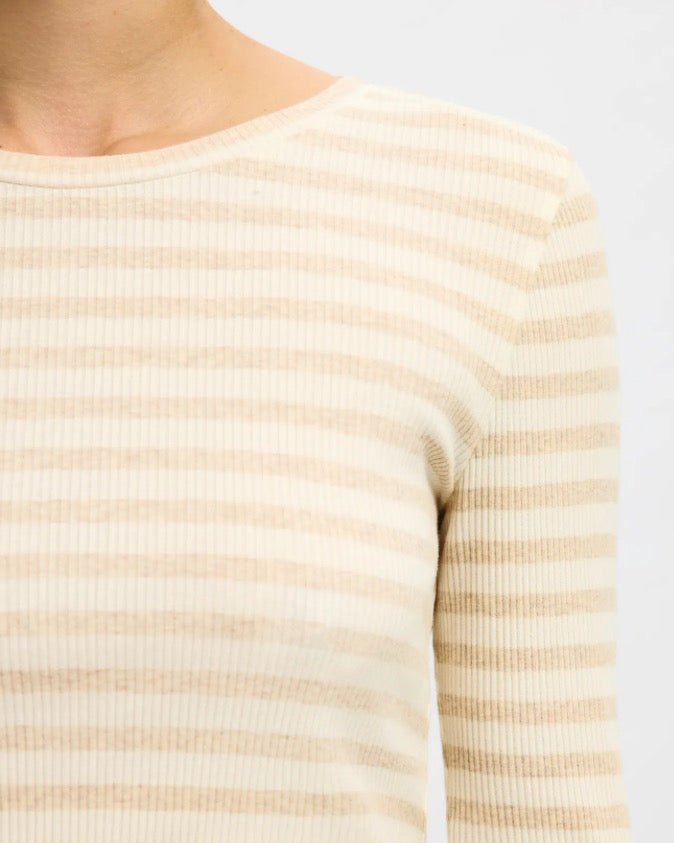 SELECTED - ANNA LS CREW NECK TEE - OATMEAL/ SNOW WHITE