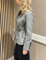 Ladda upp bild till gallerivisning, ONLY - LAUGUSTA BELTED WRAP COAT - MEDIUM GREY MELANGE
