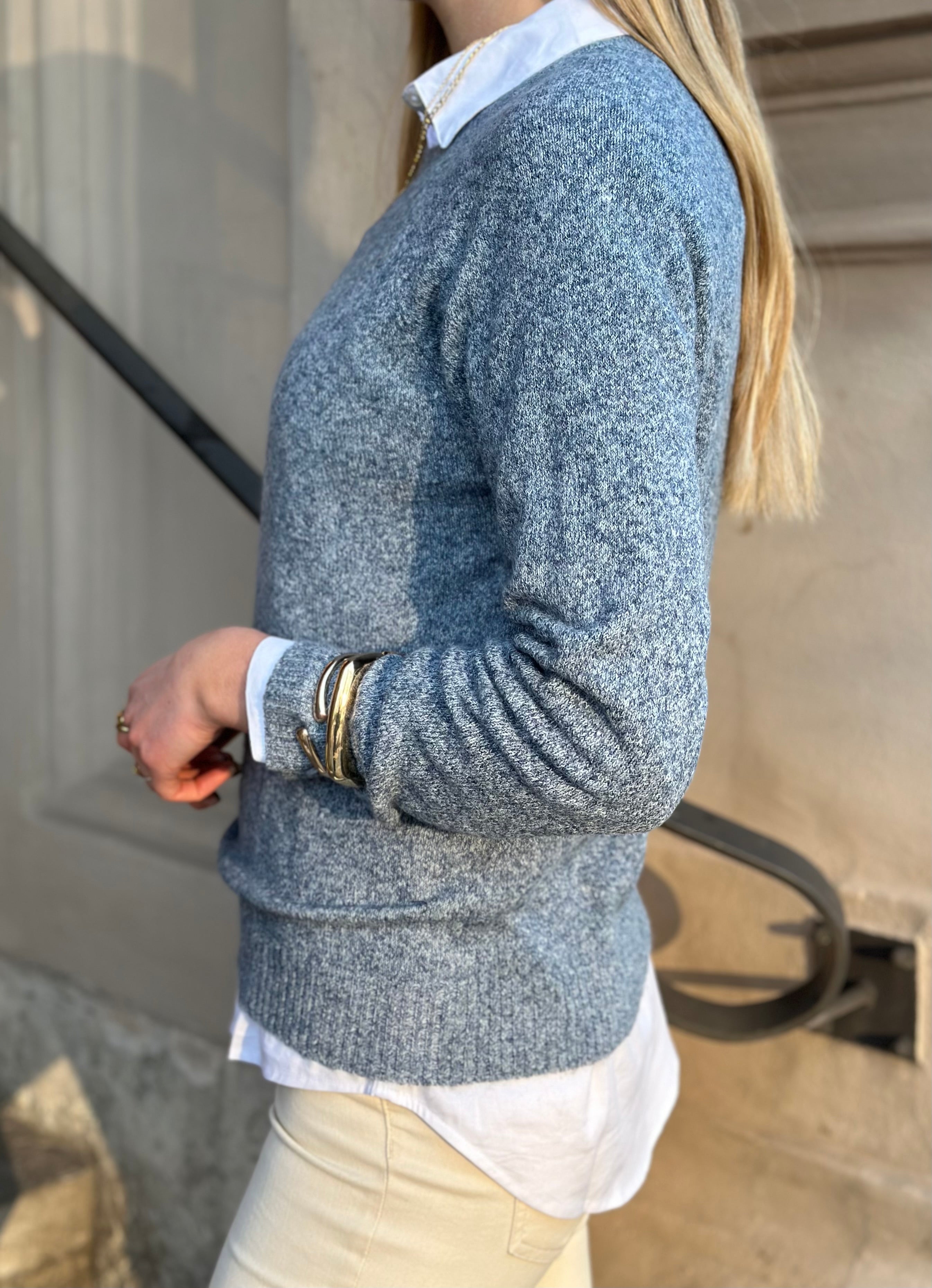 VEROMODA - DOFFY LS O-NECK BLOUSE - DARK DENIM/WHITE