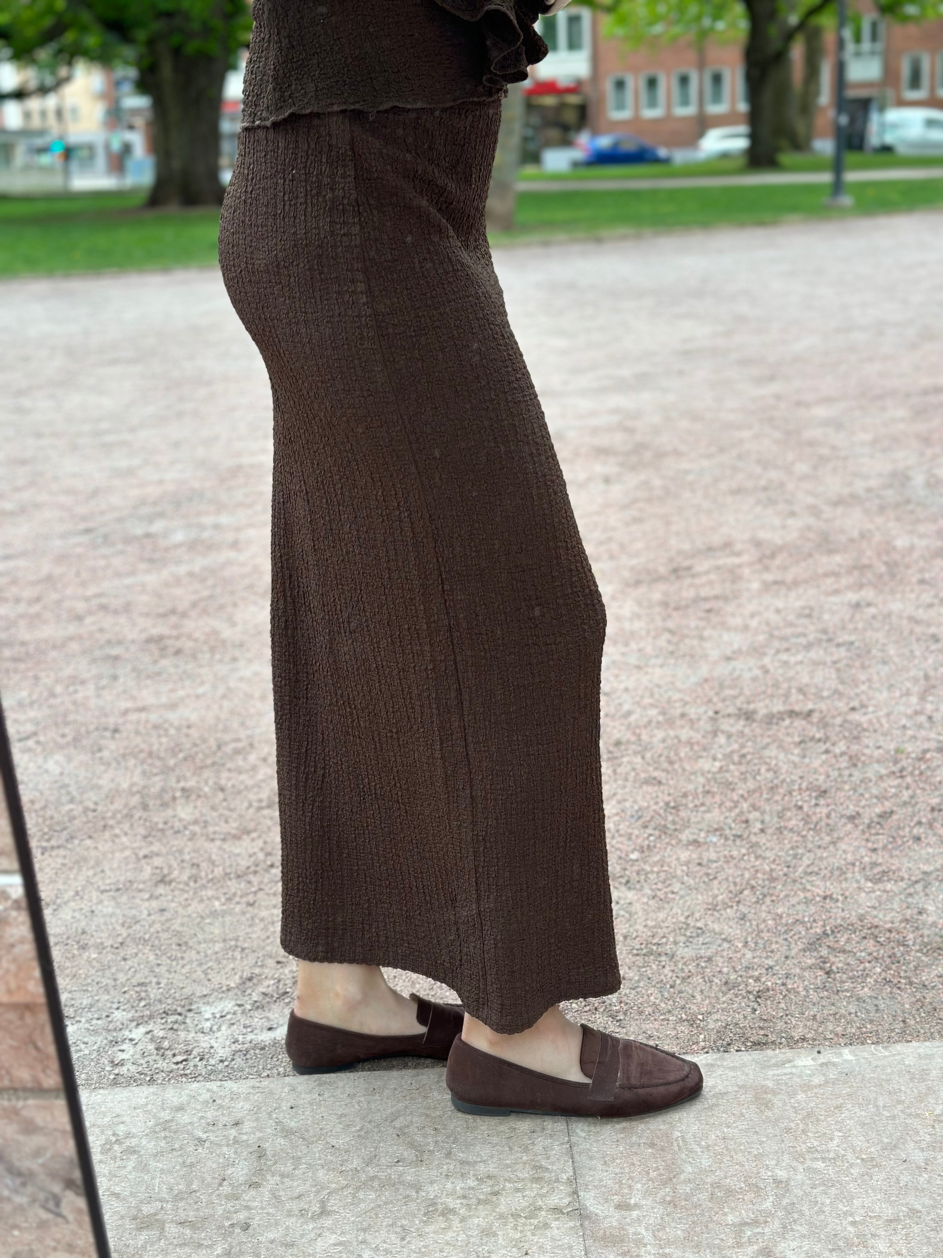JDY - TURBO LONG TUBE SKIRT - CHOCOLATE BROWN
