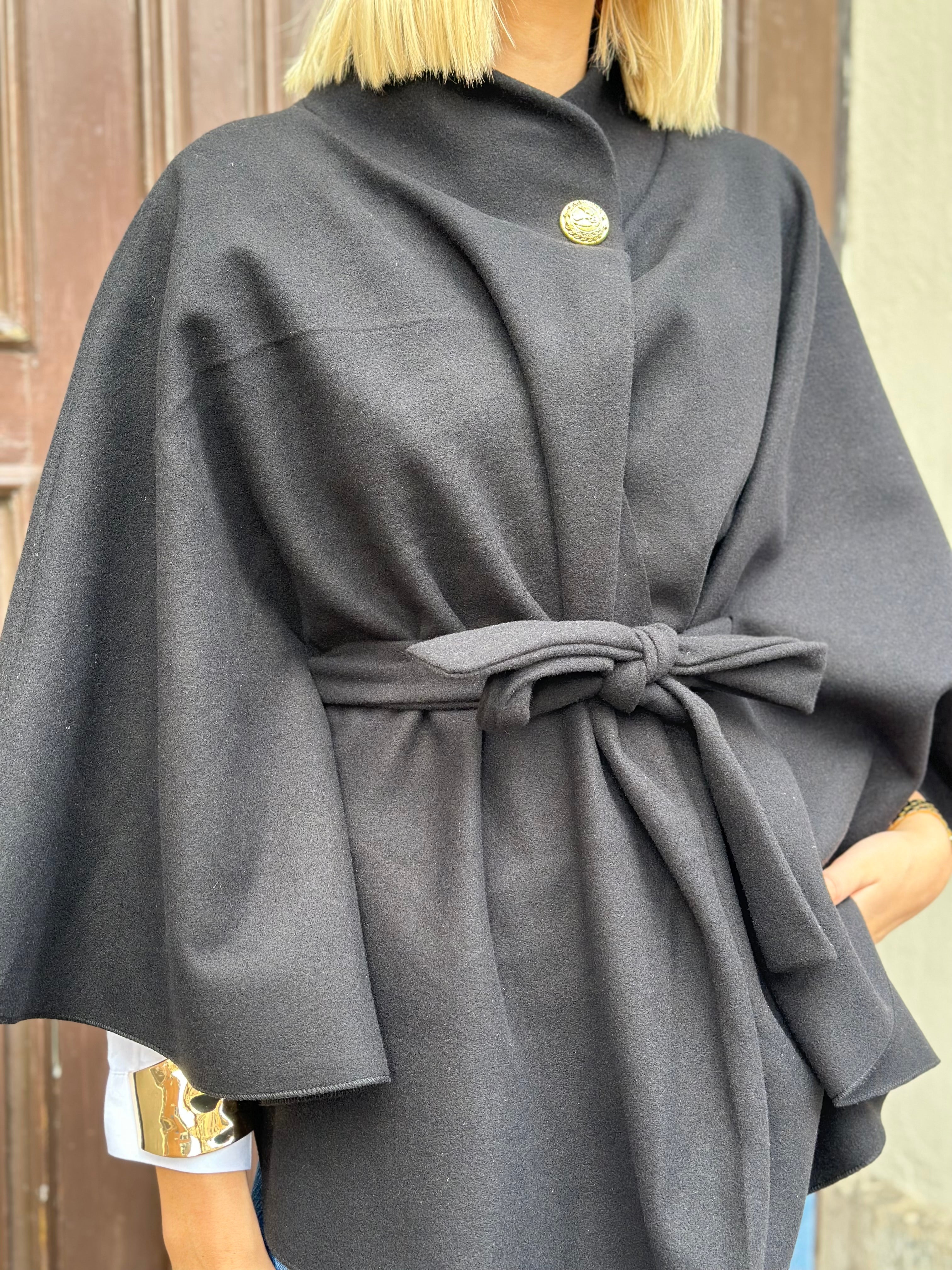 COSY HOUSE - PONCHO - SVART