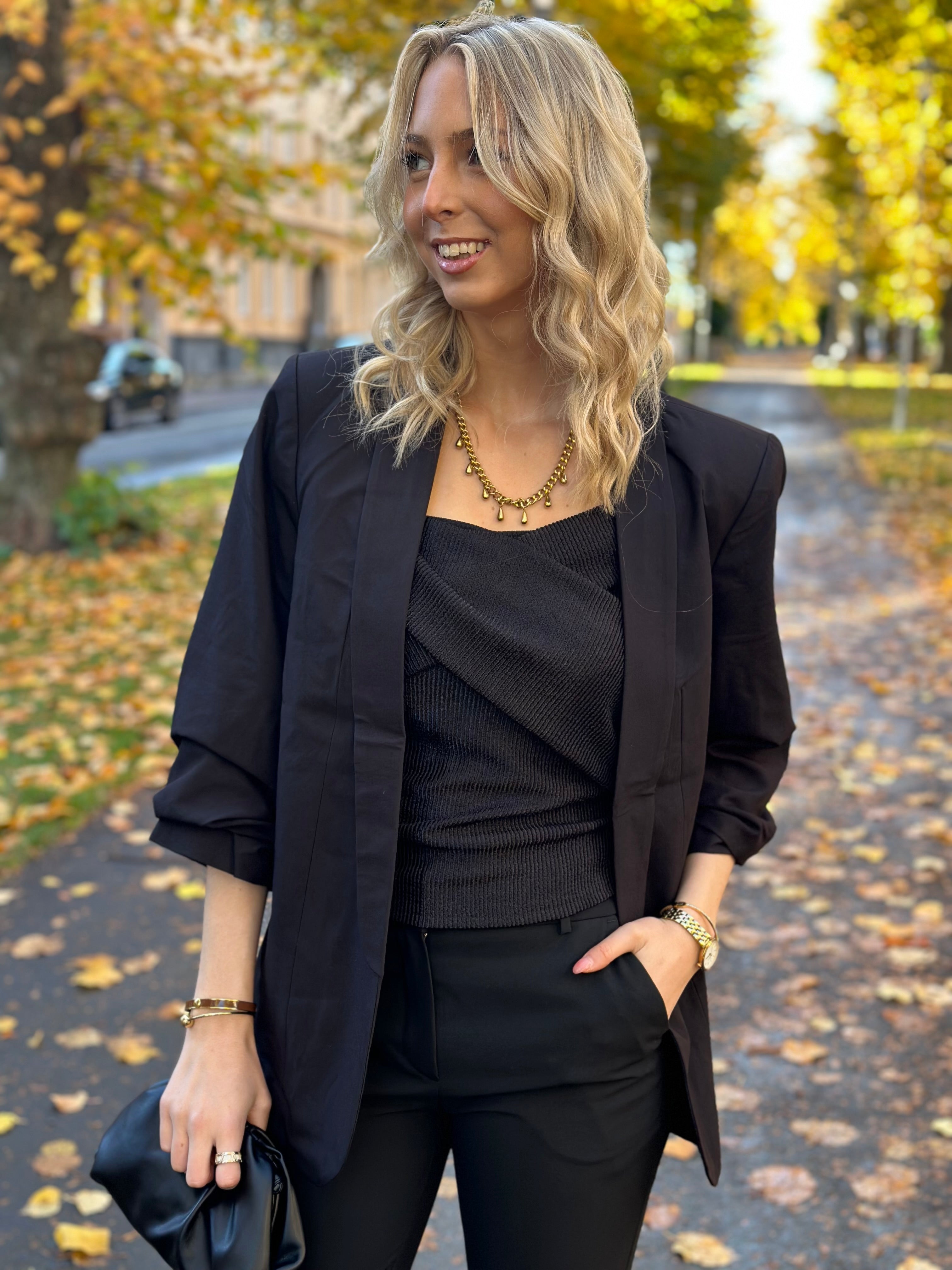 SOAKED - ELSPETH TOP - BLACK