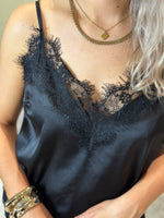 Ladda upp bild till gallerivisning, PIECES - NOMI STRAP SATIN LACE TOP - BLACK
