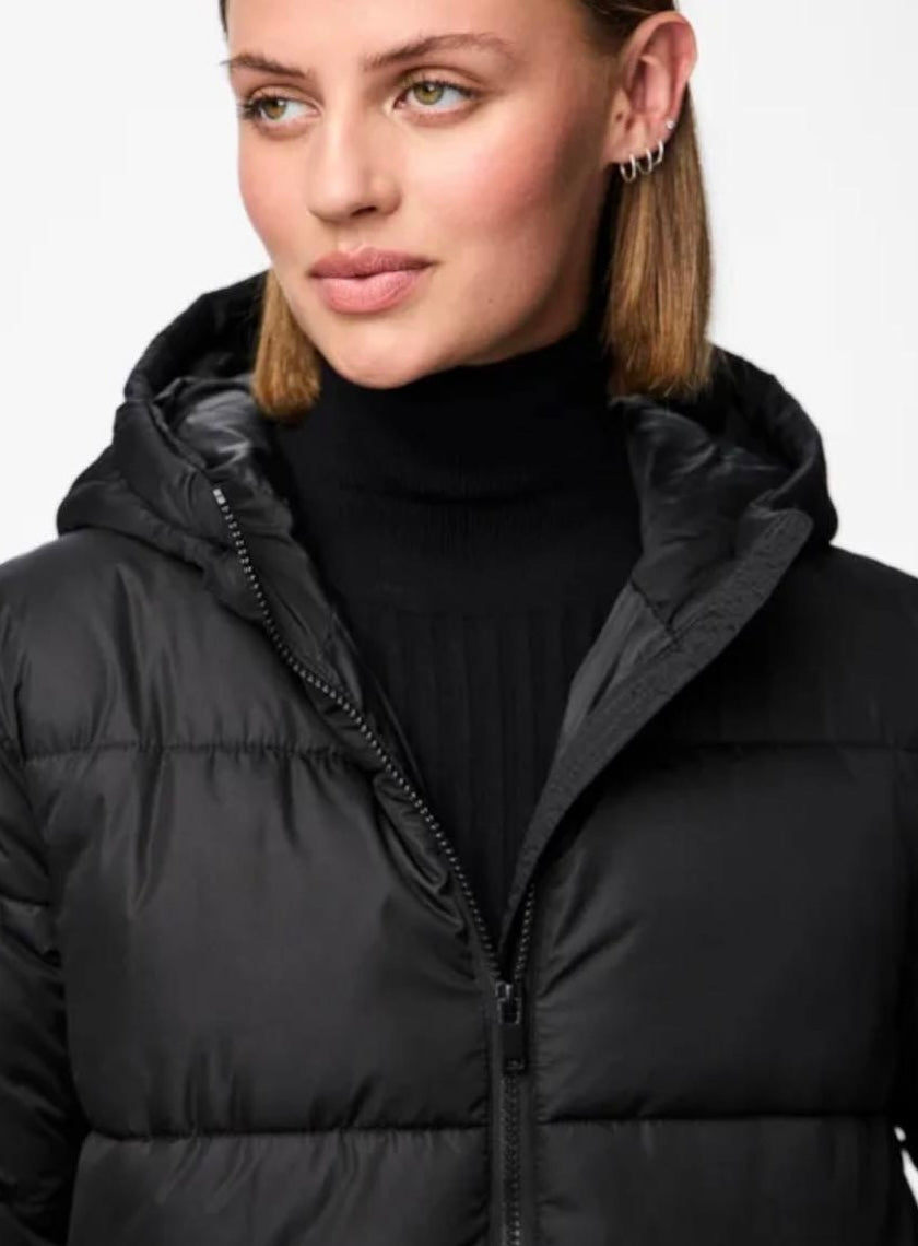 PIECES - BEE LONG NEW PUFFER JACKET - BLACK