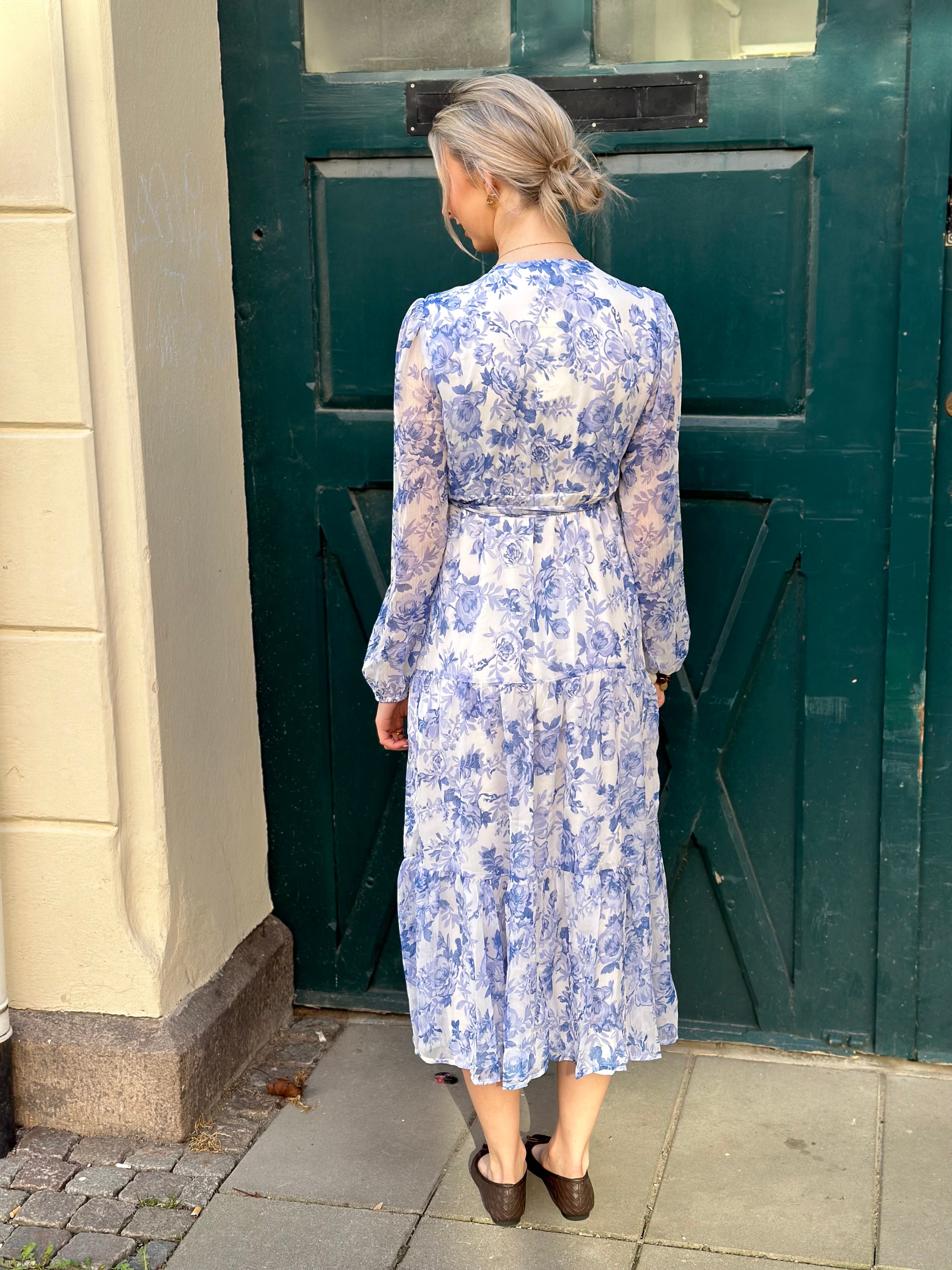 ONLY - MIRIAM LS WRAP MIDI DRESS - BEL AIR BLUE/PORCELAIN