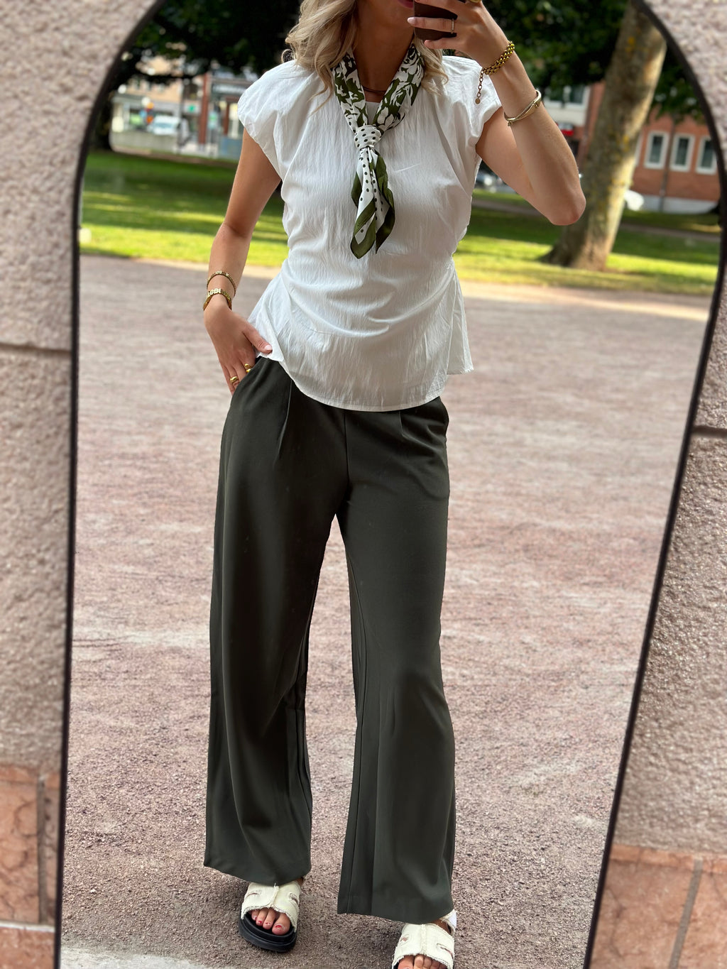 JDY - GEGGO NEW LONG PANT - KAMBABA/ BLACK BUTTONS