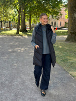 Ladda upp bild till gallerivisning, JDY - SKYLAR LIFE HOOD WAISTCOAT - BLACK
