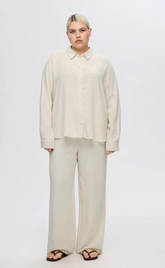 SELECTED FEMME - VIVA LS SUN SHIRT - SANDSHELL