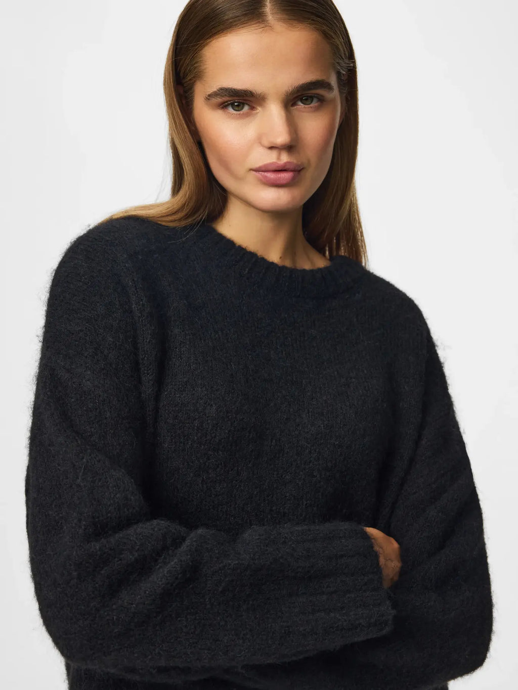 PIECES - TINA L/S O-NECK KNIT - BLACK