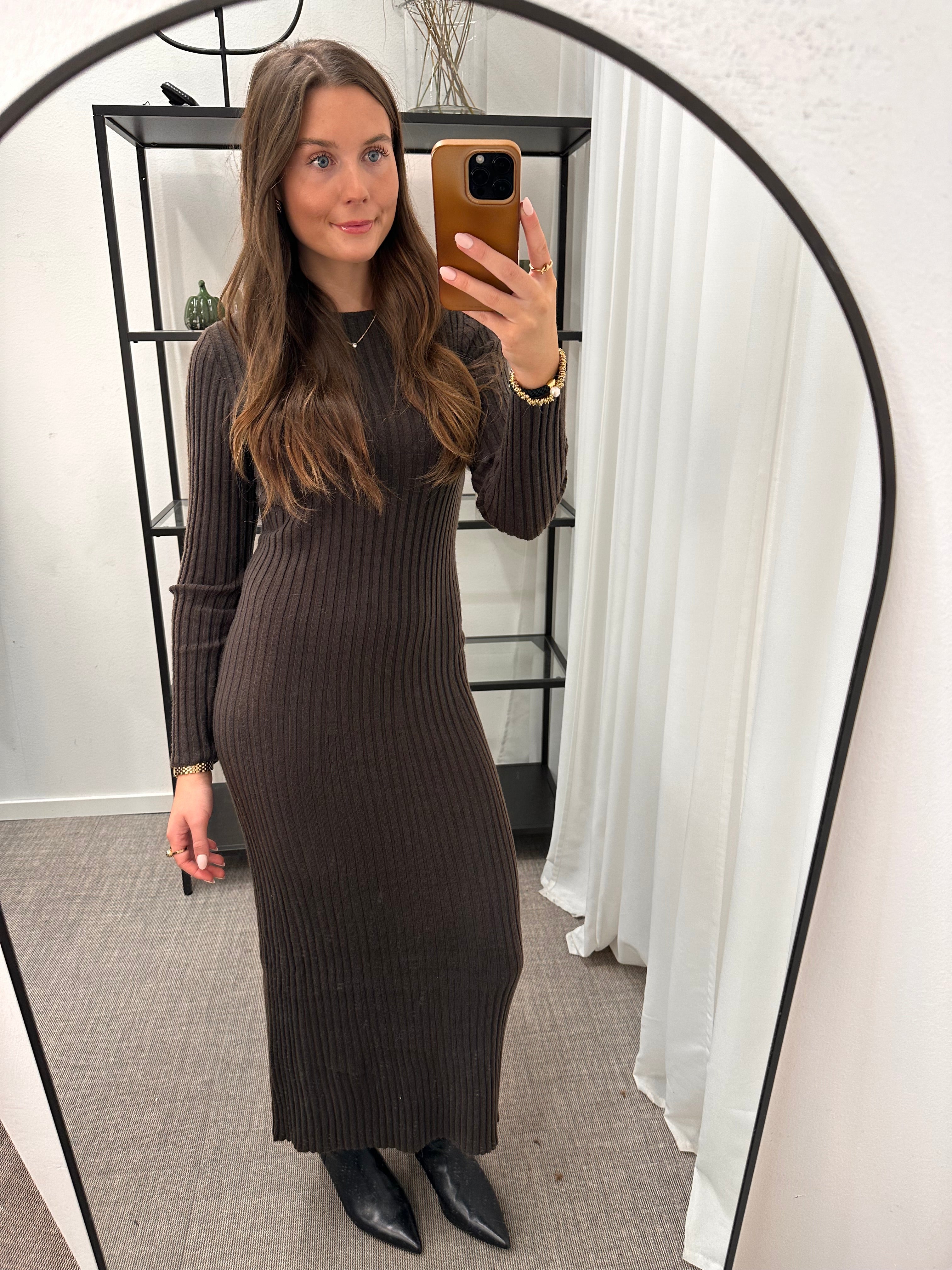 ONLY - LASTA LS O-NECK DRESS - COFFEE BEAN/MELANGE