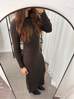 Ladda upp bild till gallerivisning, ONLY - ASTA LS O-NECK DRESS - COFFEE BEAN/MELANGE
