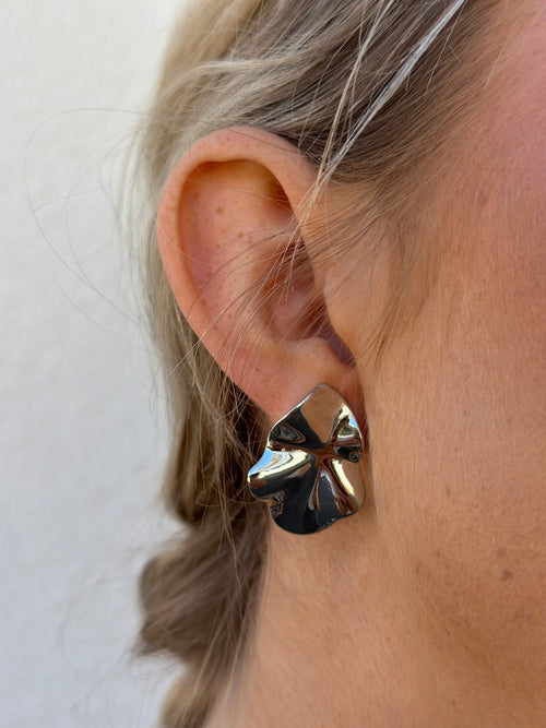 BOW19DETAILS - LIP EARRINGS SMALL - SILVER