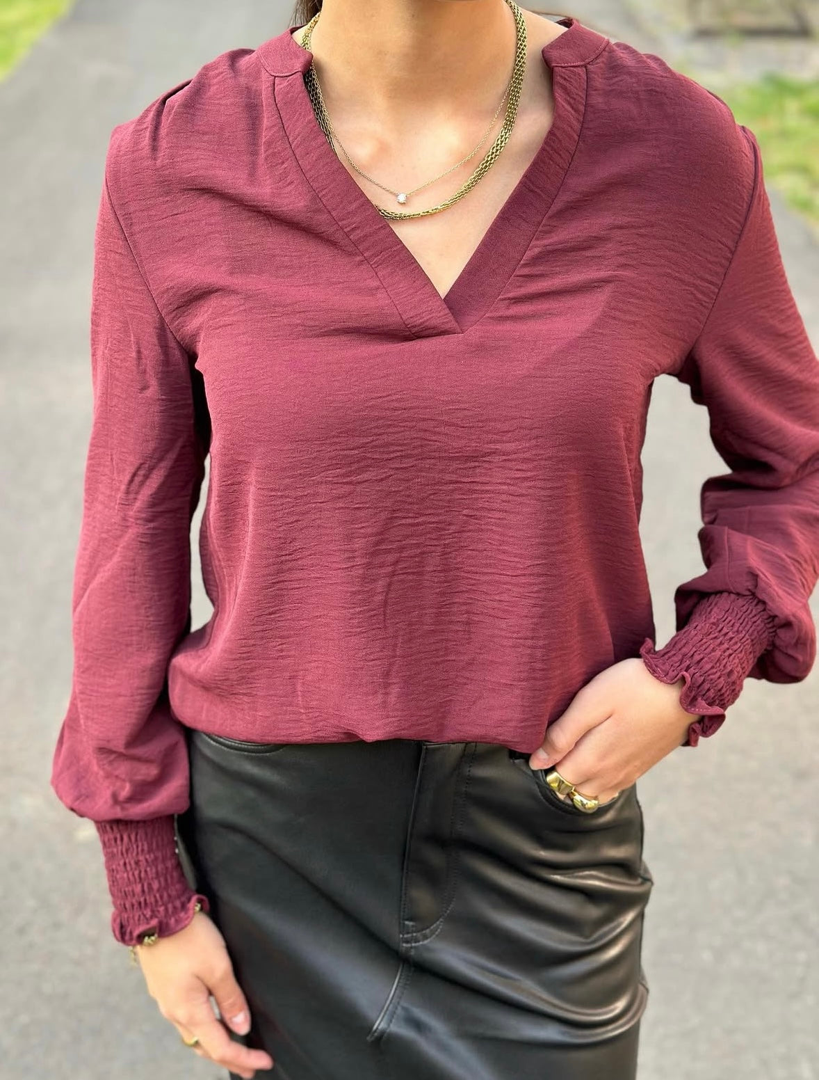 ONLY - METTE V-NECK LS SMOCK TOP - TAWNY PORT
