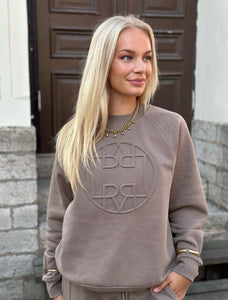 LEVETÉ ROOM - NUKA SWEATSHIRT- SAND BROWN