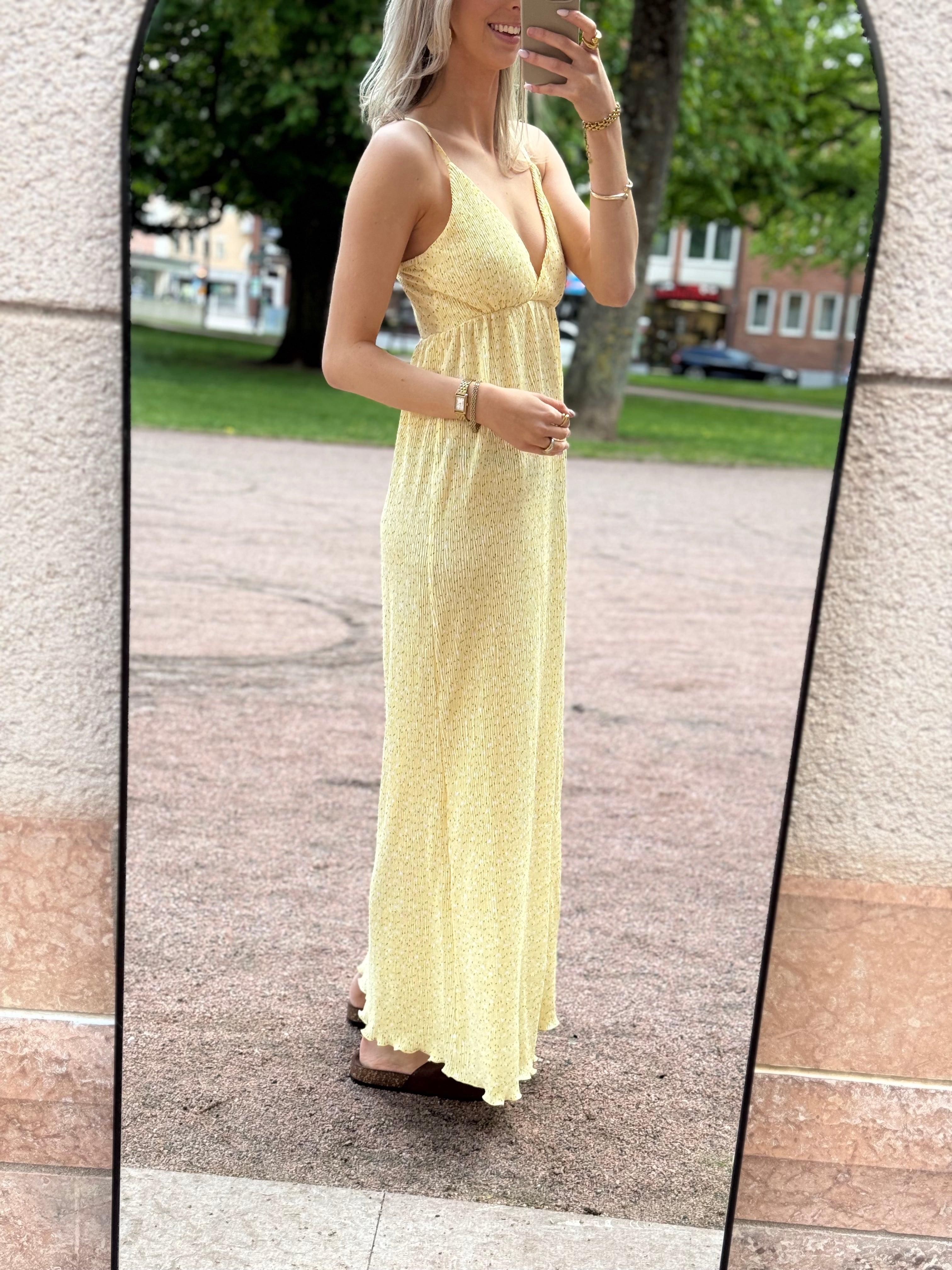 PIECES - FLORA SL STRAP DRESS - FRENCH VANILLA/SMALL WHITE