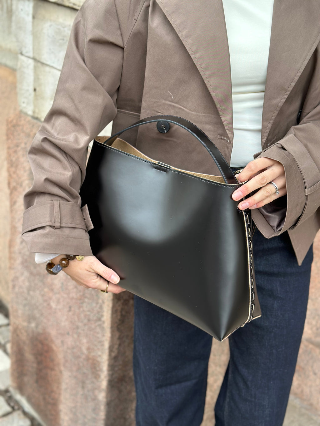 SELECTED FEMME - STELLA MEDIUM LEATHER BAG - BLACK